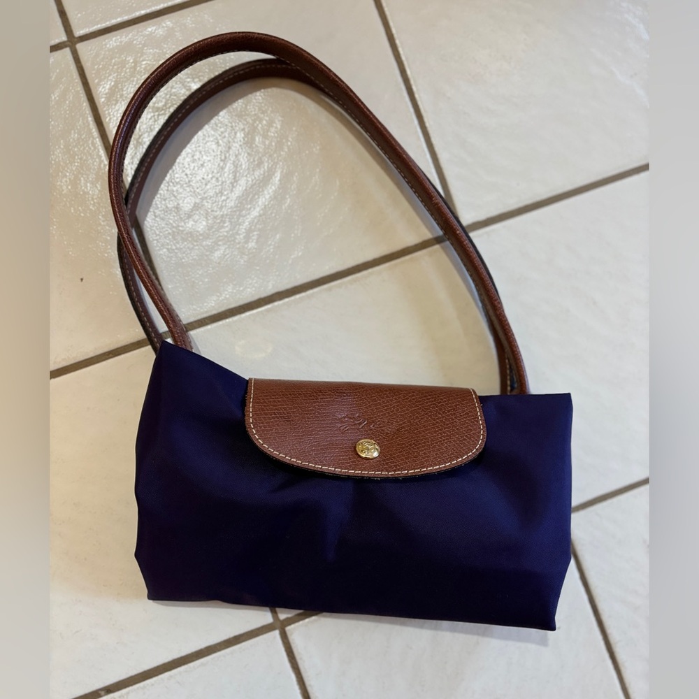 Longchamp Pliage, deep plum - Picture 2 of 9